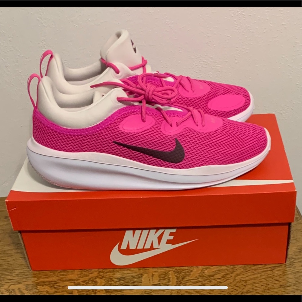 Nike ACMI shoe